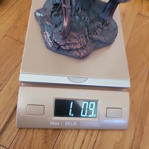 Bronze Resin Seated Fairy Atop Mushroom Caps Figurine Enchanted Fantasy Magical - Picture 11 of 11